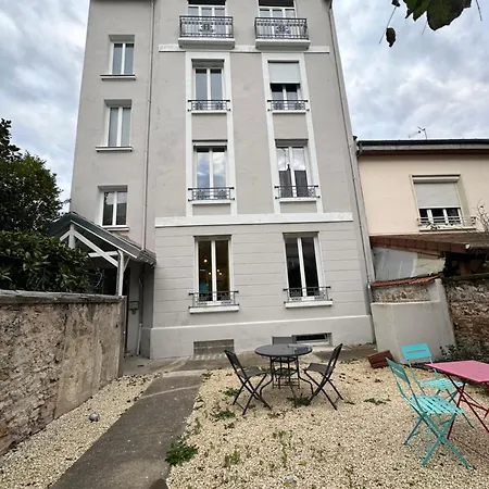 Opale 3 شقة فيشي